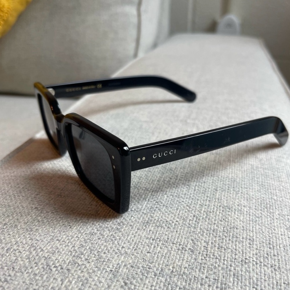Gucci Rectangle Sunglasses Perfect Condition! New - image 3